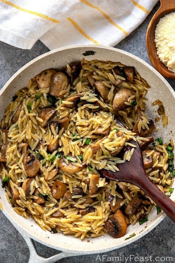 Mushroom Orzo with Lemon & Parmesan Mushroom Orzo with Lemon & Parmesan