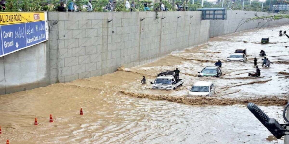 Punjab on Alert as Indus River Swells Near Taunsa Barrage