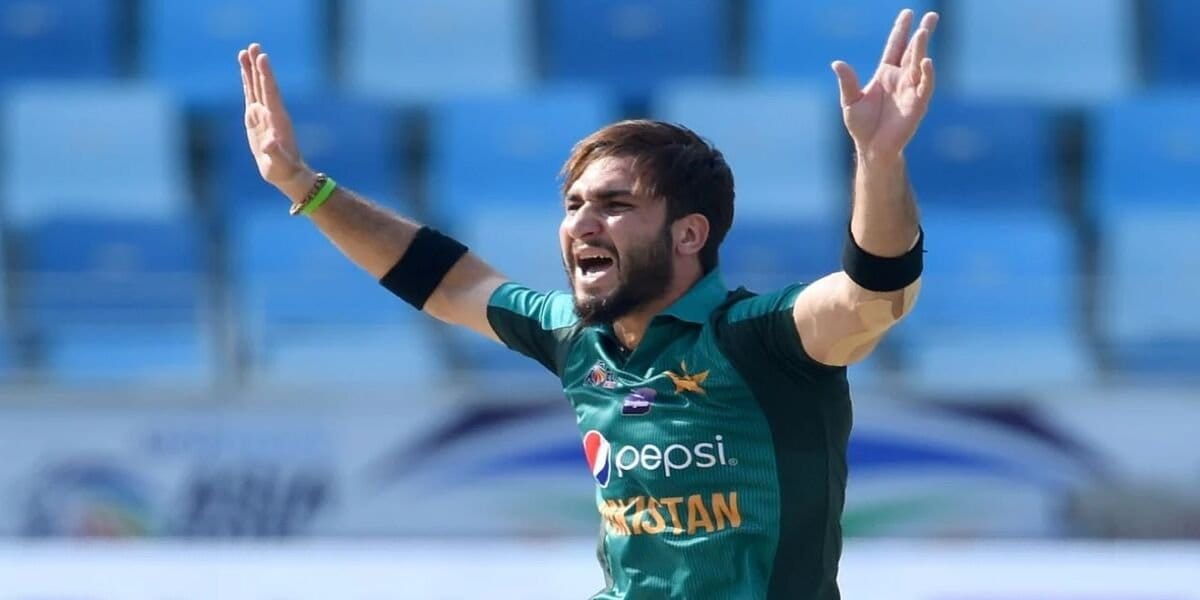 Usman Shinwari Ends His International Cricket Career