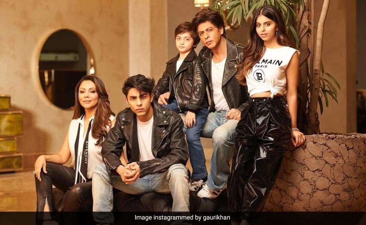 Actor shares how they saved penny by penny to buy the now-glorious mansion in a shabby state