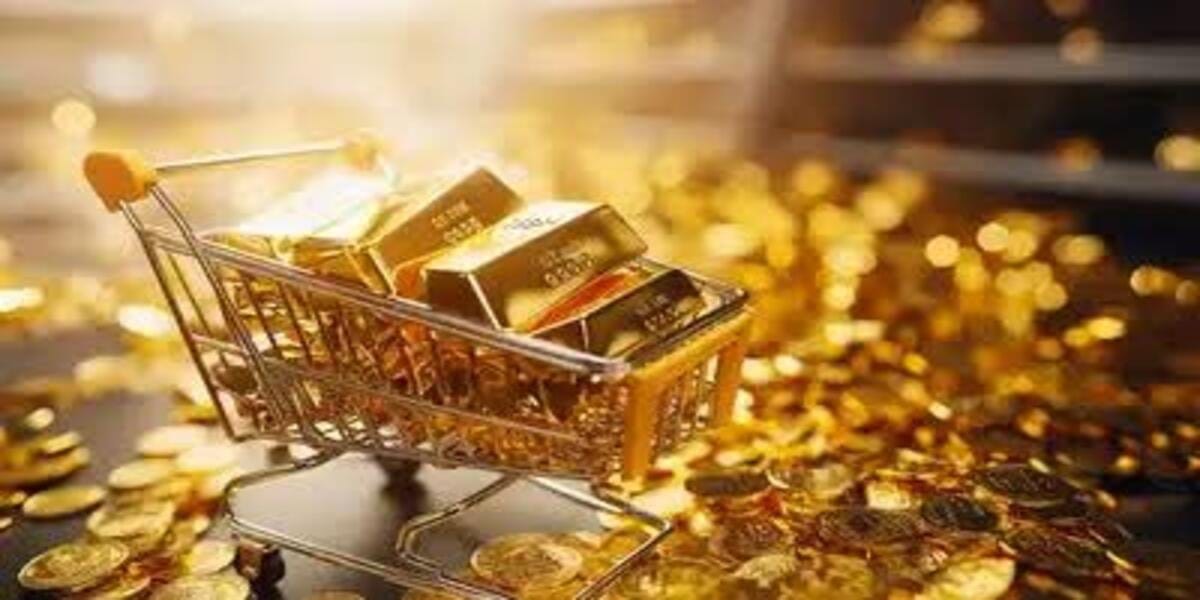 Gold Prices Break New Records in Pakistan, Global Markets