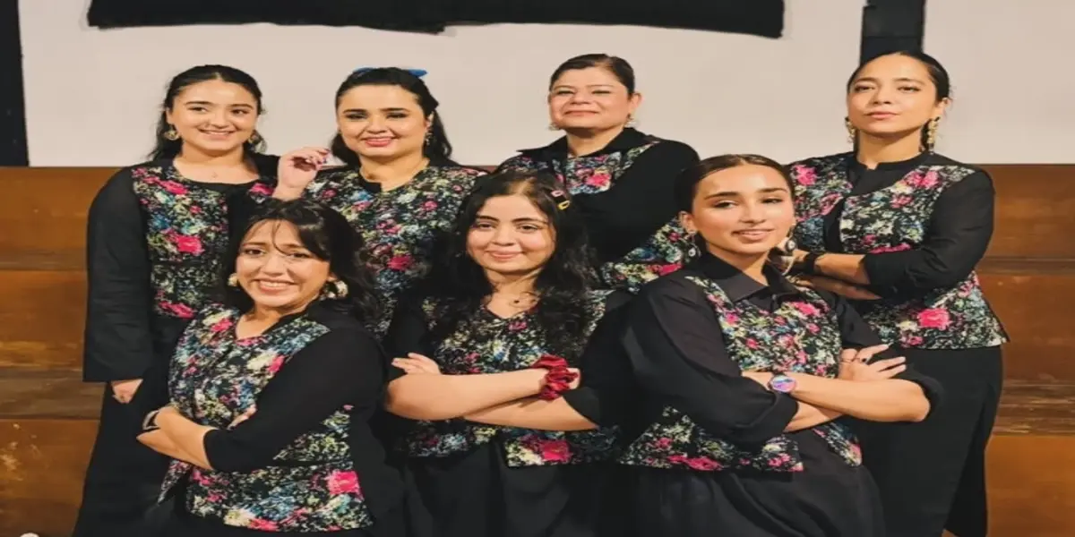 The Khawatoons Set to Rock Karachi With All-Girls Comedy