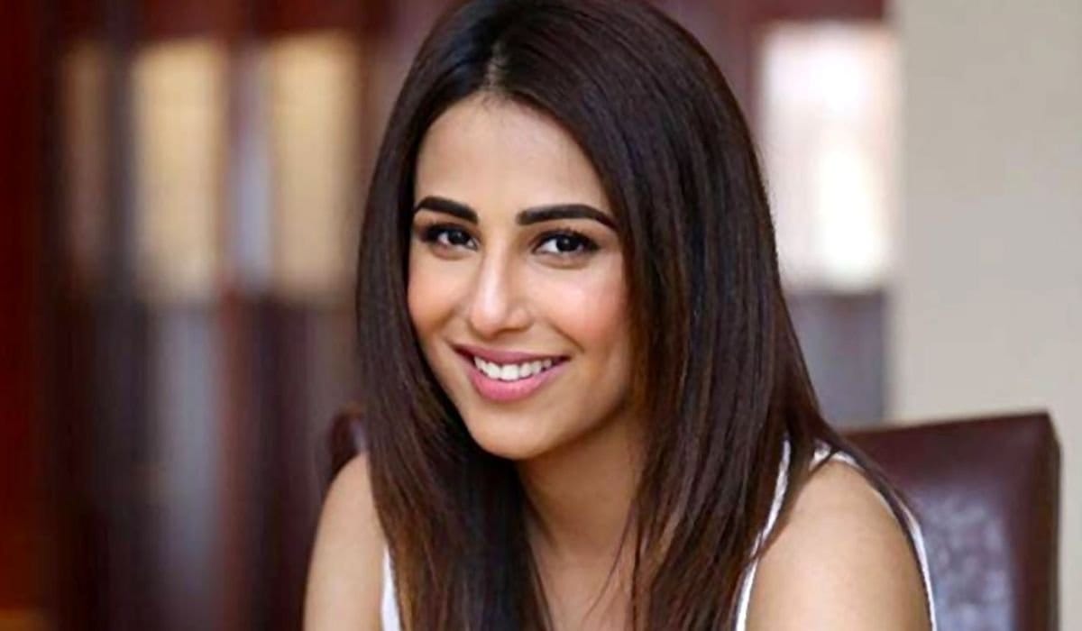 Ushna Faces Backlash After Condolence on the Death Kirk