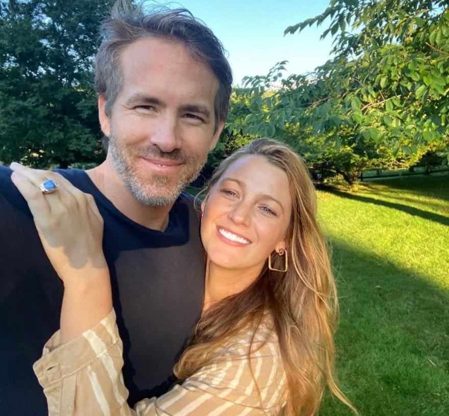 Ryan Reynolds and Calls Blake Lively