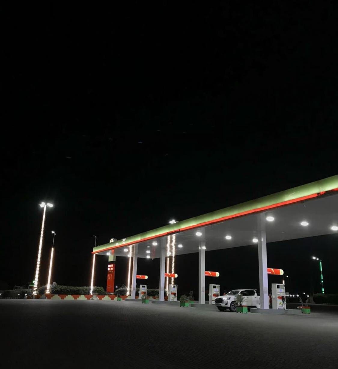 Pakistan's Fuel Pricing Scheme Under Scrutiny for IMF Loan Agreement