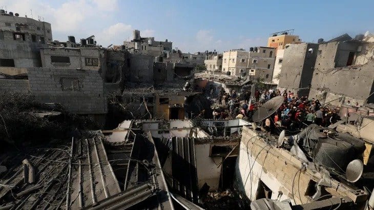 Israel's bombardment of Khan Yunis and the hostages