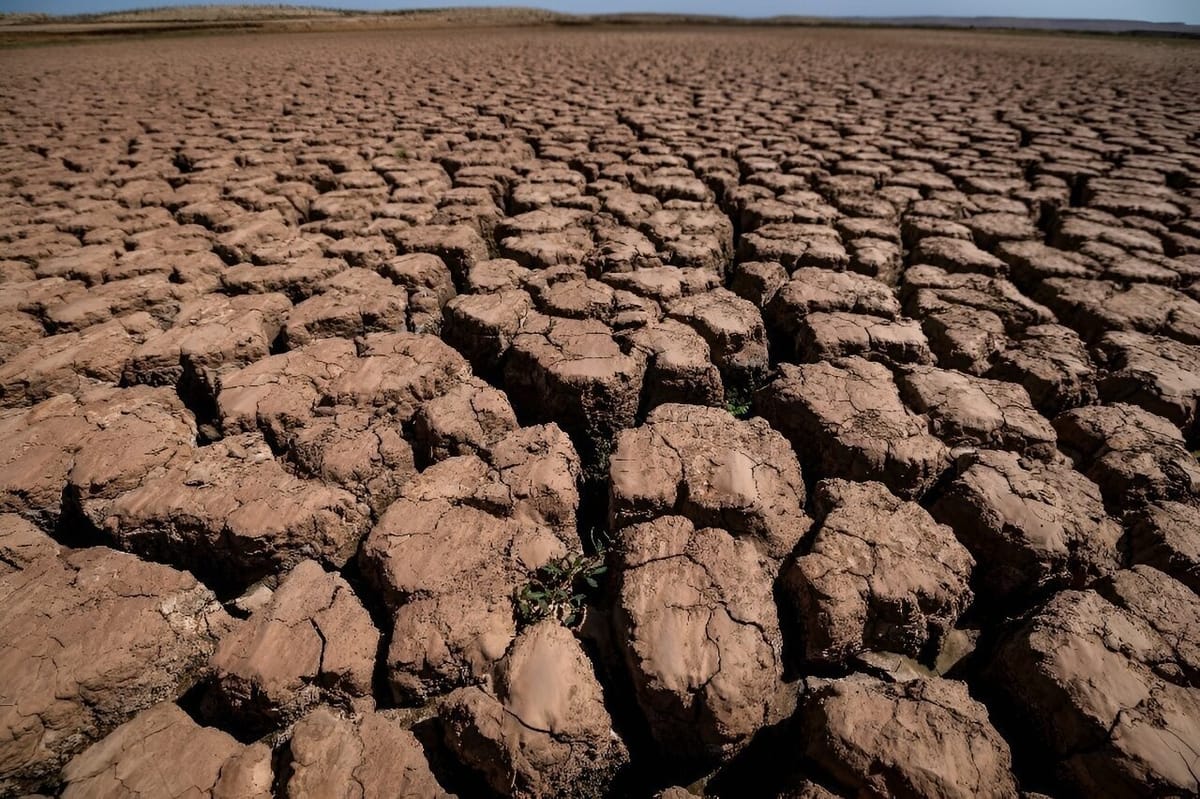 Climate Crisis: UN Warns of Record Heat and Glacial Loss