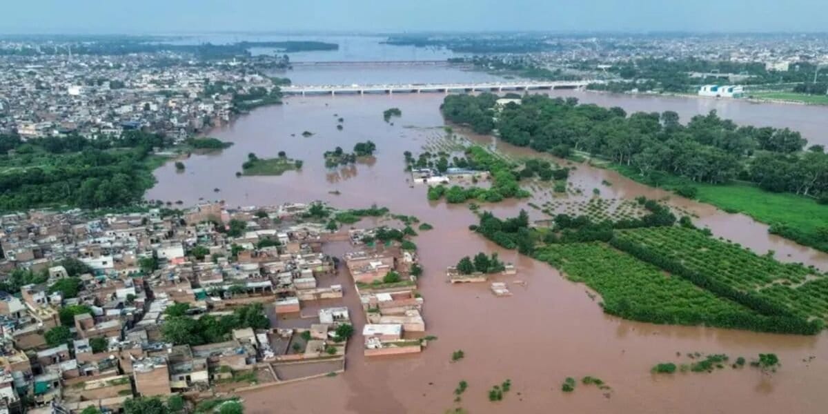 Exceptionally High Floods Hit Punjab Rivers