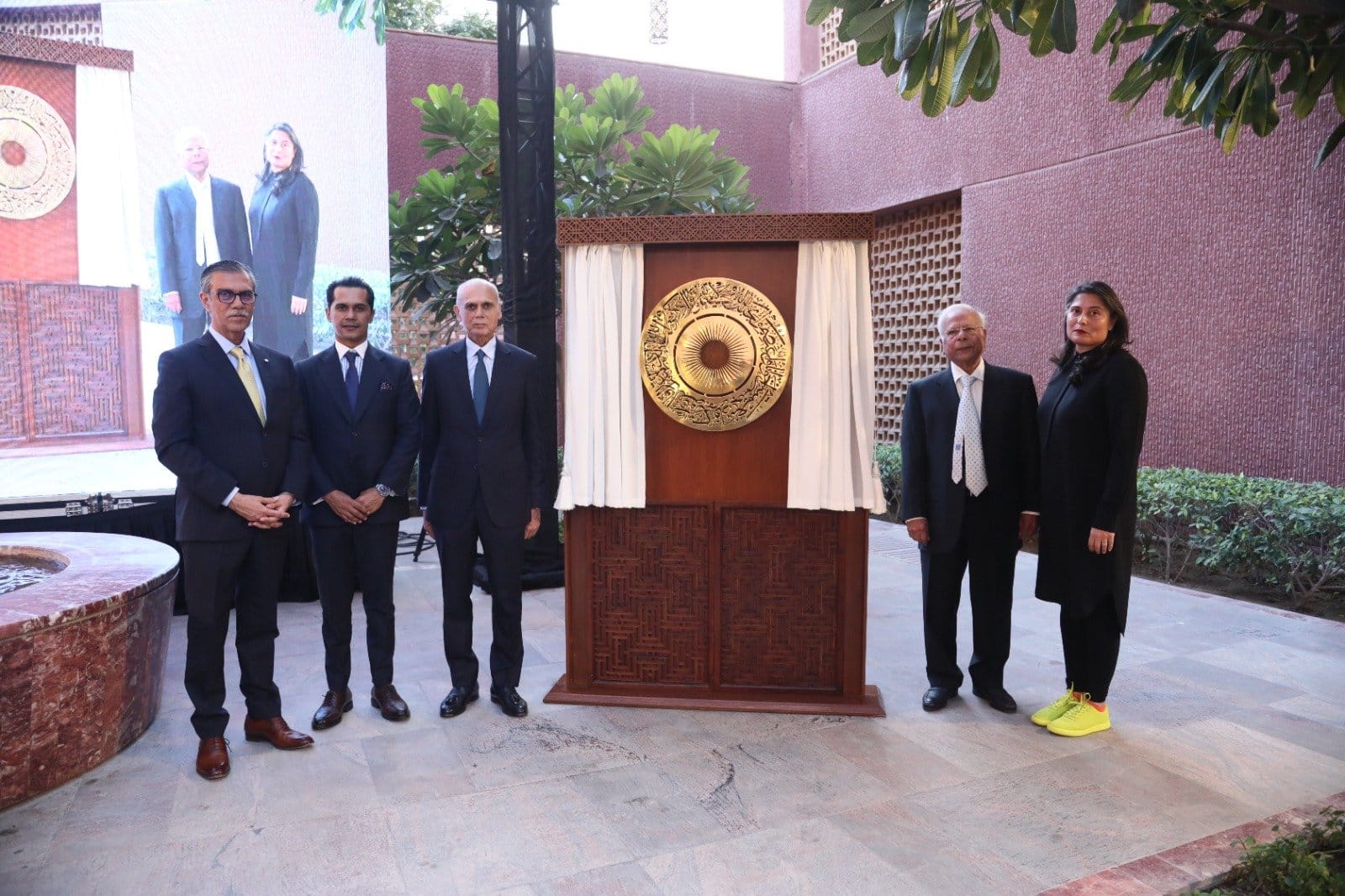 Aga Khan University’s 40th Anniversary Multimedia Exhibition Opens to Public