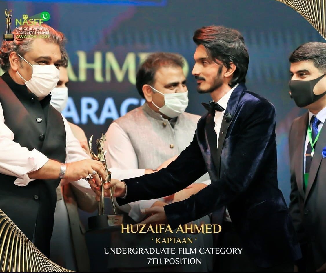 Huzaifa Ahmed wins an award for "Kaptaan"
