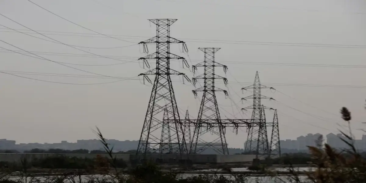 NEPRA Weighs Tariff Hike, Consumers Face Extra Burden