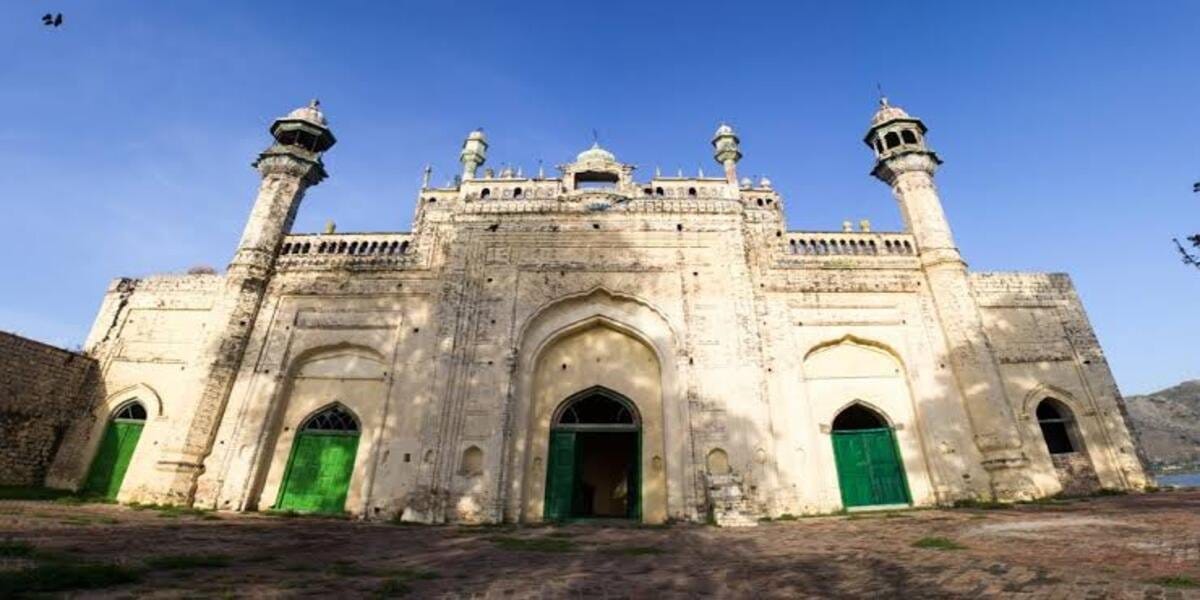 Hidden Mosque Discovery in Islamabad