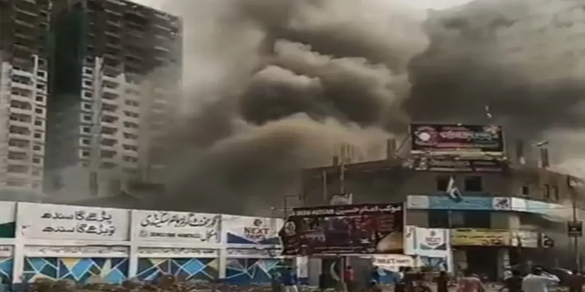 Karachi Saddar Blast Leaves Dead and Dozens Hurt