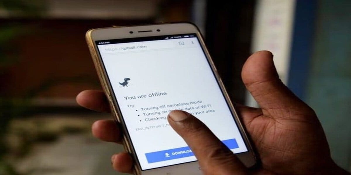 Why Did Pakistan’s Internet Suddenly Drop to 20%?