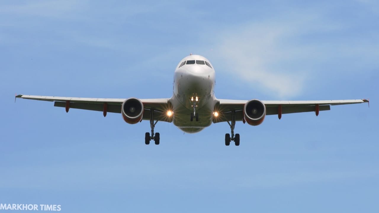 Pakistan Extends Airspace Ban on Indian Flights
