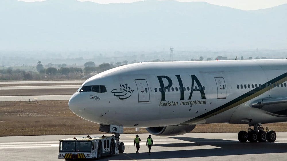 PIA Stops Canada Flights for Now
