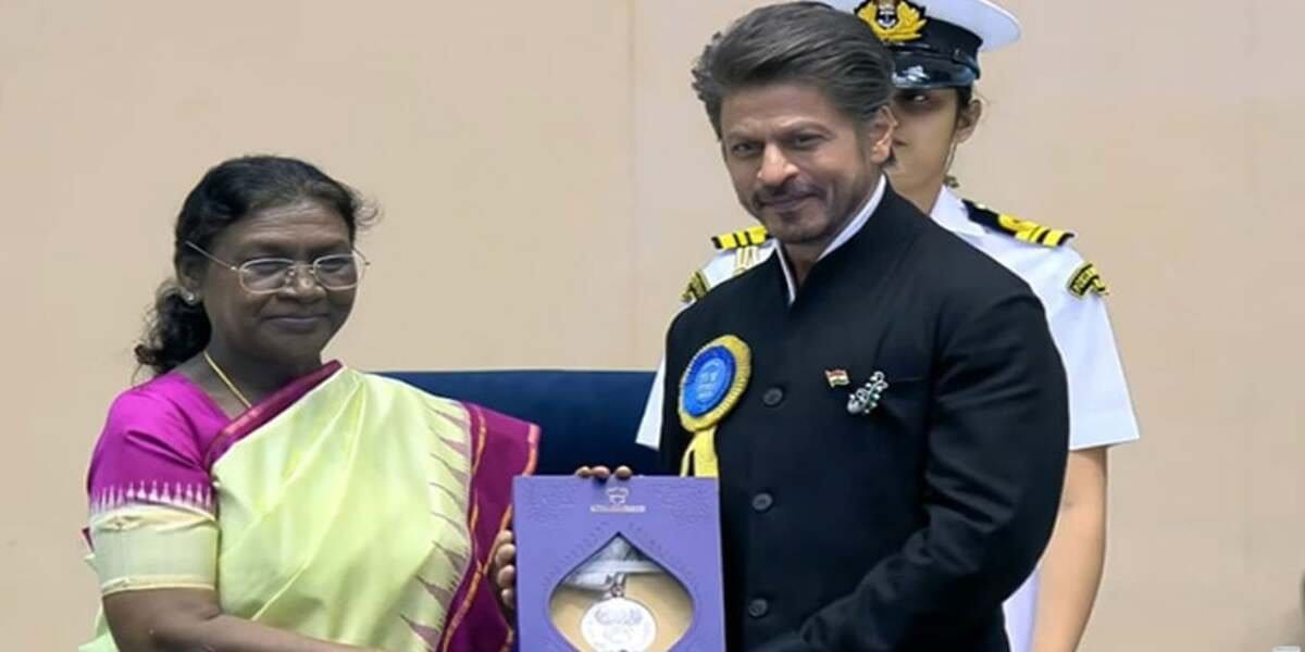Shah Rukh Khan Wins First National Film Award for "Jawan"