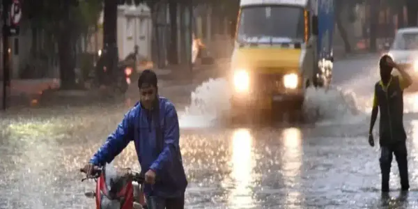 Gujrat Flooded After Record 506mm Rainfall in 20 Hours