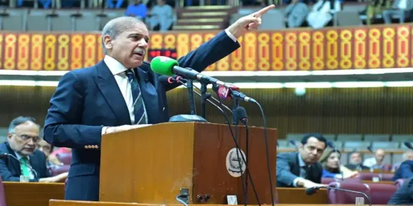 PM takes political leaders into confidence after Pakistan strikes India