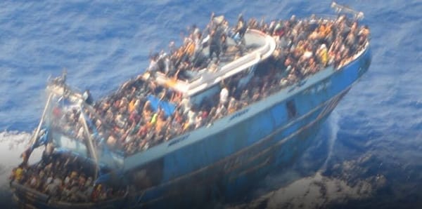 Day of mourning in Pakistan after Greece boat disaster