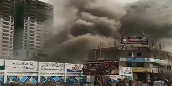 Karachi Saddar Blast Leaves Dead and Dozens Hurt