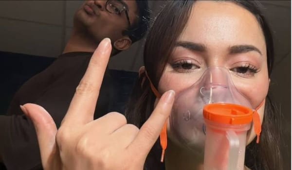 From Concert Spotlight to Oxygen Mask: Hania Aamir Keeps Fans Guessing