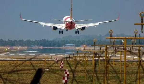 Pakistan Offers Charter Flights for Pilgrims to Iran and Iraq