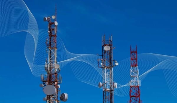 Lack of spectrum blamed for poor network services