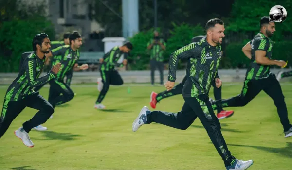Lahore Qalandars unveil new kits for PSL