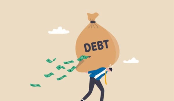 Pakistan’s Per-Person Debt Climbs to Rs318,252