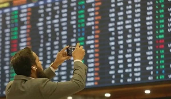 PSX Crosses 146,000 Mark in Historic Trading Session