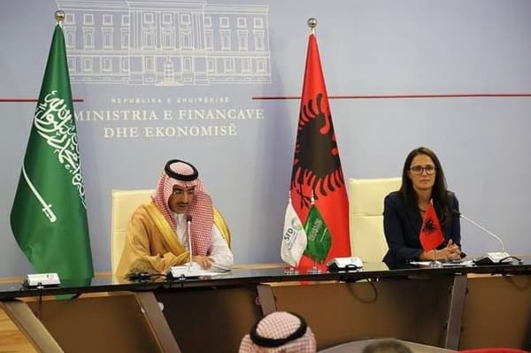 SFD CEO Sultan Abdulrahman Al-Marshad and Federal Secretary for Ministry of Economic Affairs sign the loan agreement on April