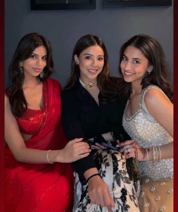 Suhana Khan's Stunning Red Saree Look