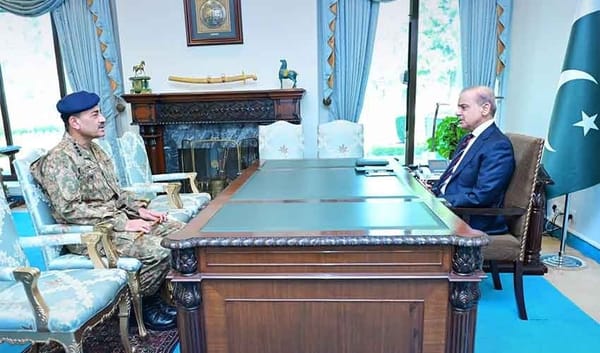 PM and Army Chief Discuss Security and Professional Matters