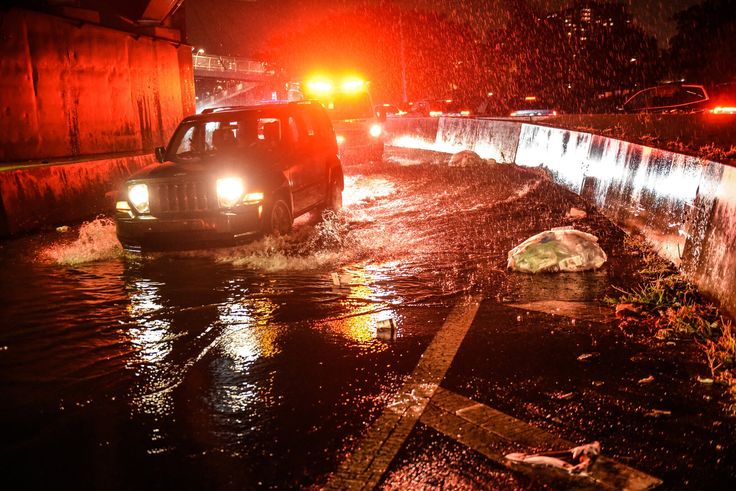New York City: State of emergency declared over flash flooding