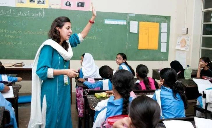 School Teacher Internship Programe