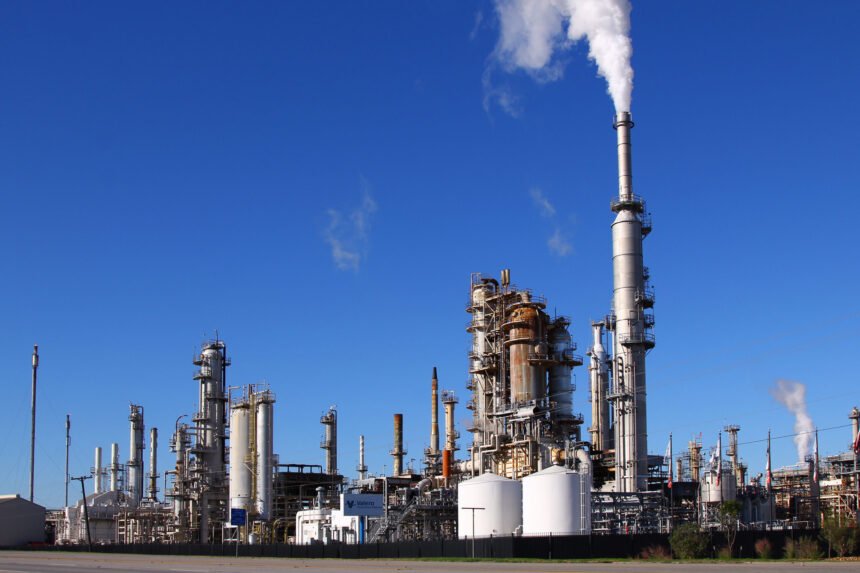Govt to Hit Refineries with Carbon & Petroleum Levies on Furnace Oil from July 1