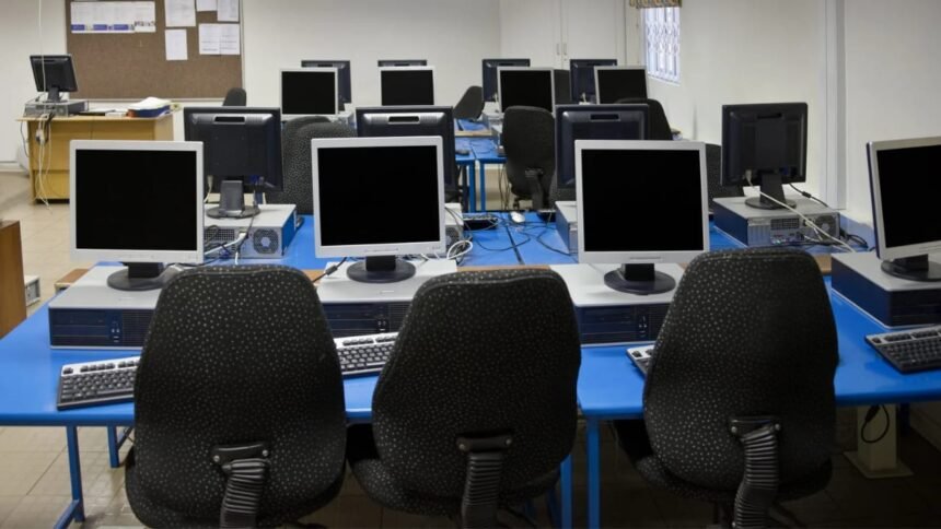 PM Launches New IT Program to Empower Youth