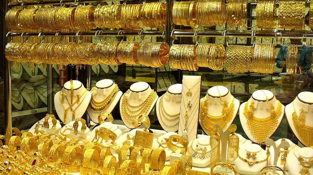Gold-Price-In-Pakistan-gold-in-store