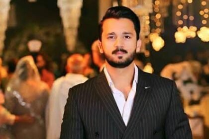 YouTuber Rajab Butt Attacked During Court Hearing