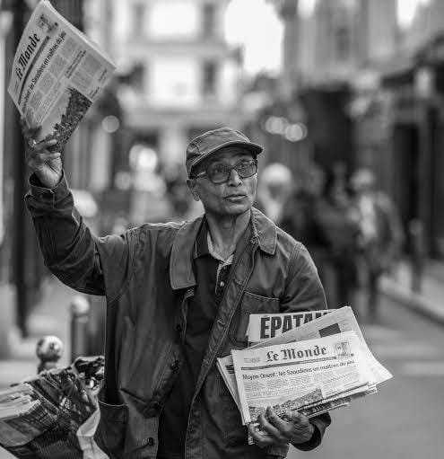 France Honors Pakistani-Born Newspaper Seller Ali Akbar