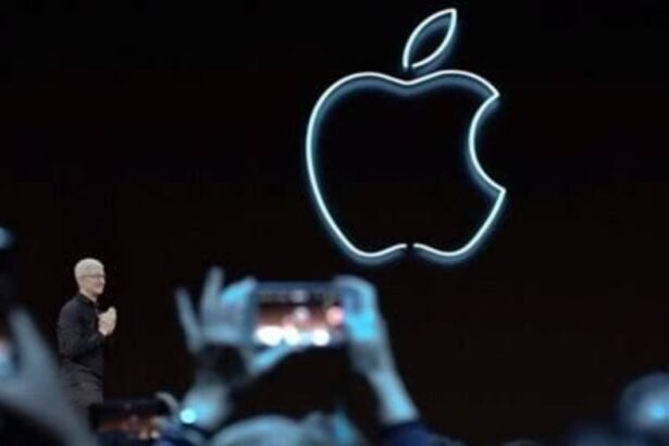 Apple May Raise iPhone 18 Prices as Memory Chip Costs Increase